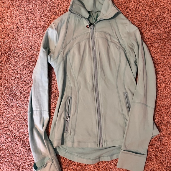 Women's lululemon  Light teal  Jacket - Picture 1 of 3